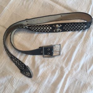 Black leather skull and rhinestone belt